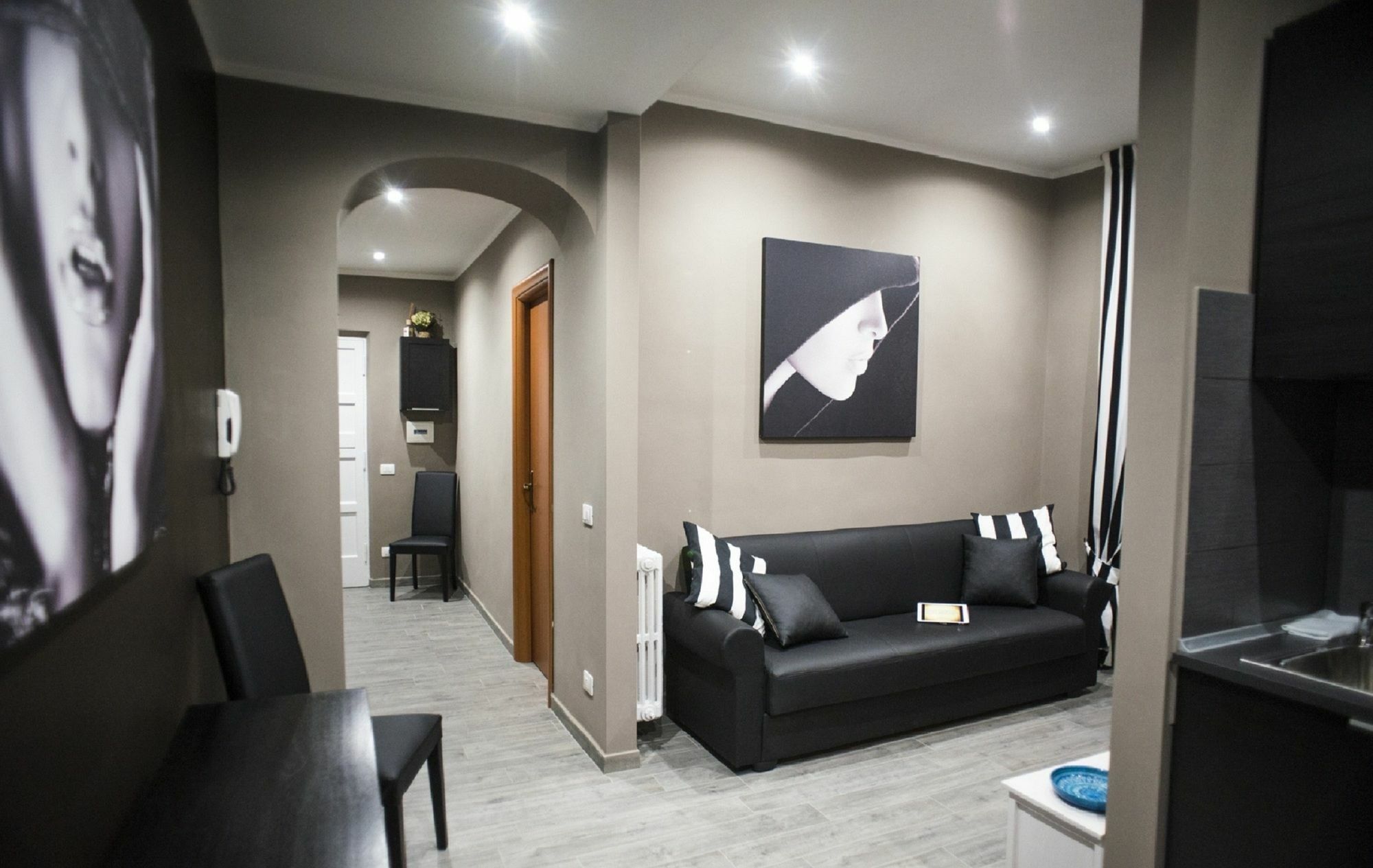 רומא Costantino Secondo Guest House מראה חיצוני תמונה